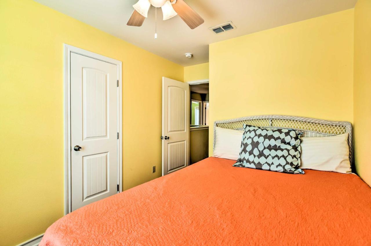 Spacious Port Aransas Condo Near Beach And Golfing Exterior photo