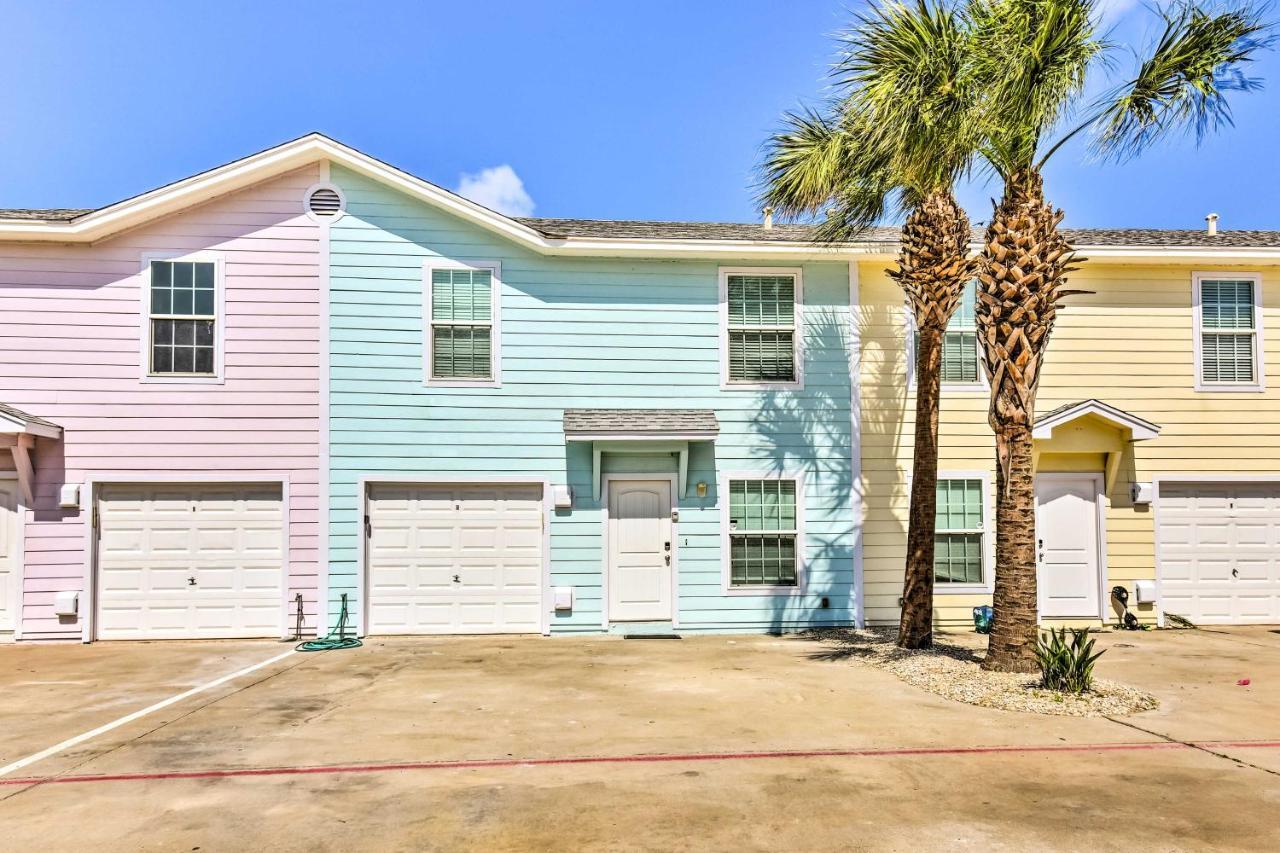 Spacious Port Aransas Condo Near Beach And Golfing Exterior photo