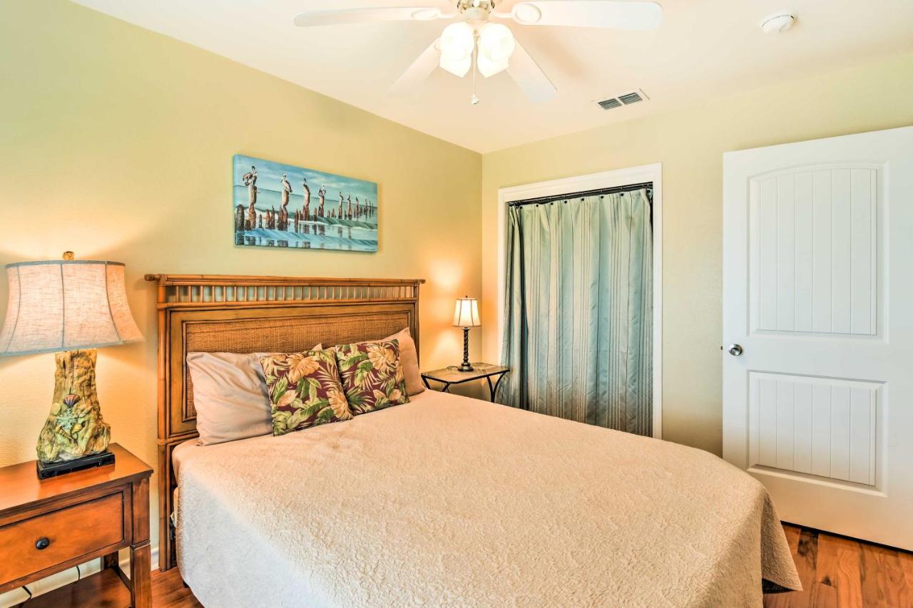 Spacious Port Aransas Condo Near Beach And Golfing Exterior photo